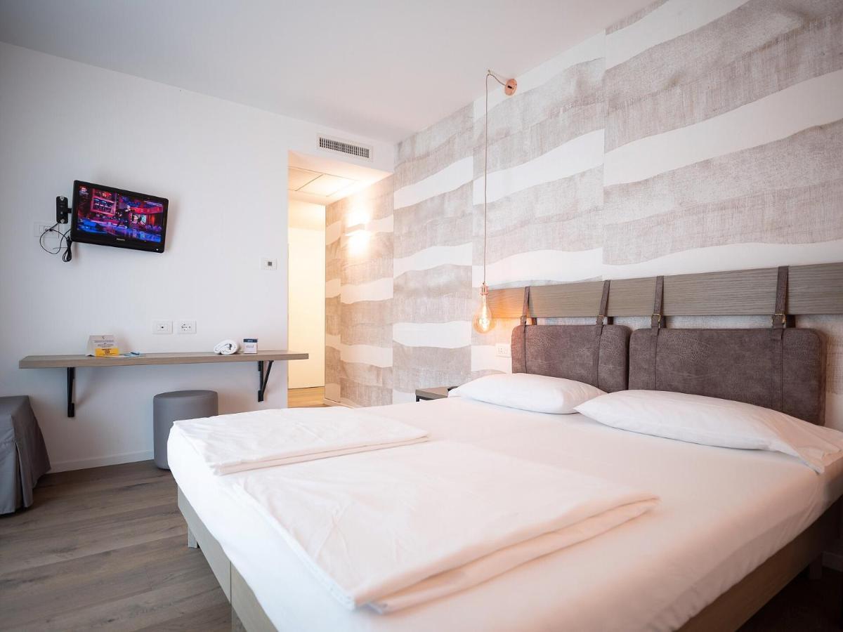 Glocal Torbole Hotel 3*